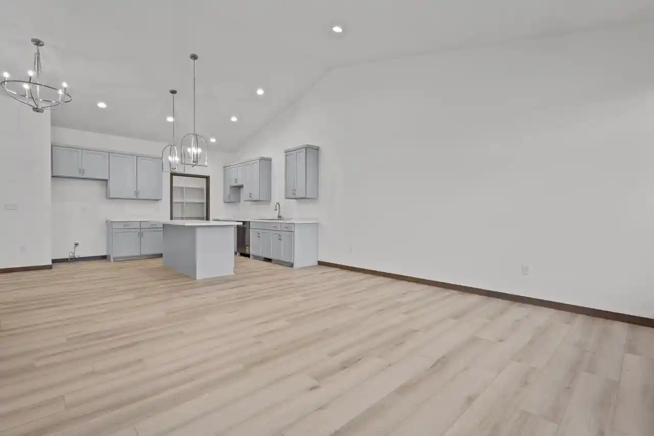 Photo 2 of Single family home for sale at 3385 Shawano Avenue Avenue, Green Bay, WI 54313 | MLS# 50330810 | Listing updated on 2026-09-08