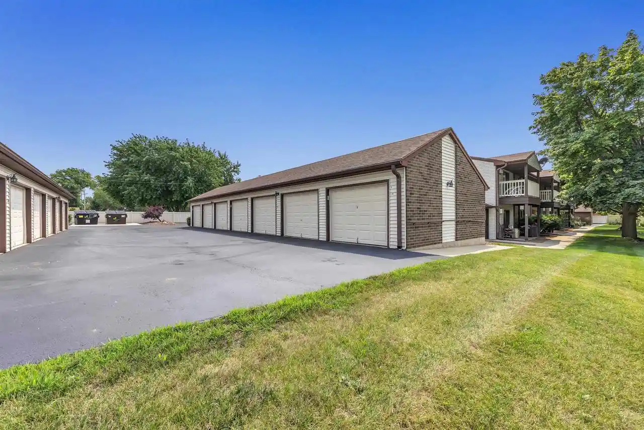 Photo 4 of Condo for sale at 1045 Marvelle Lane Lane #B1, Green Bay, WI 54304 | MLS# 50330811 | Listing updated on 2026-09-25