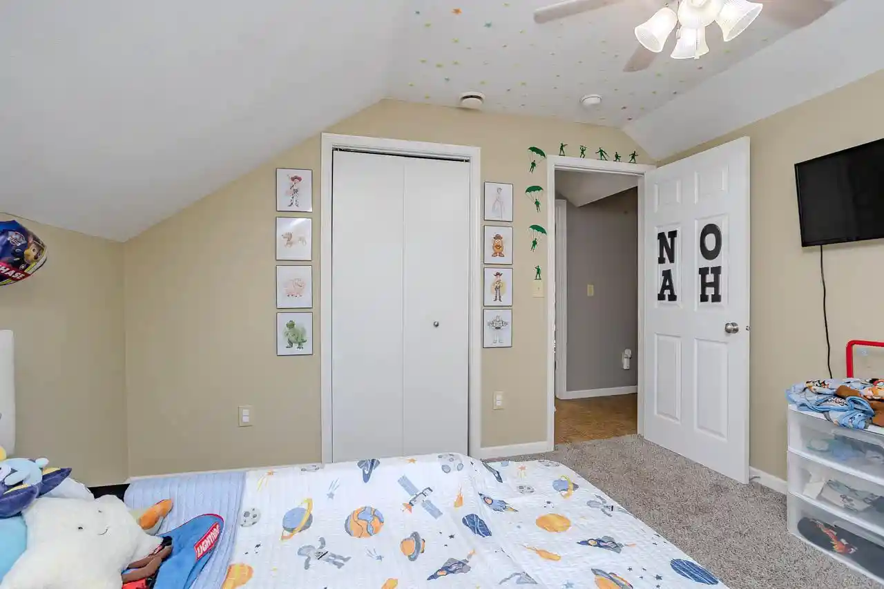 Photo 2 of Multi family home for sale at 622 Chicago Ave, Wausau, WI 54403 | MLS# 2030223 | Listing updated on 2026-10-09