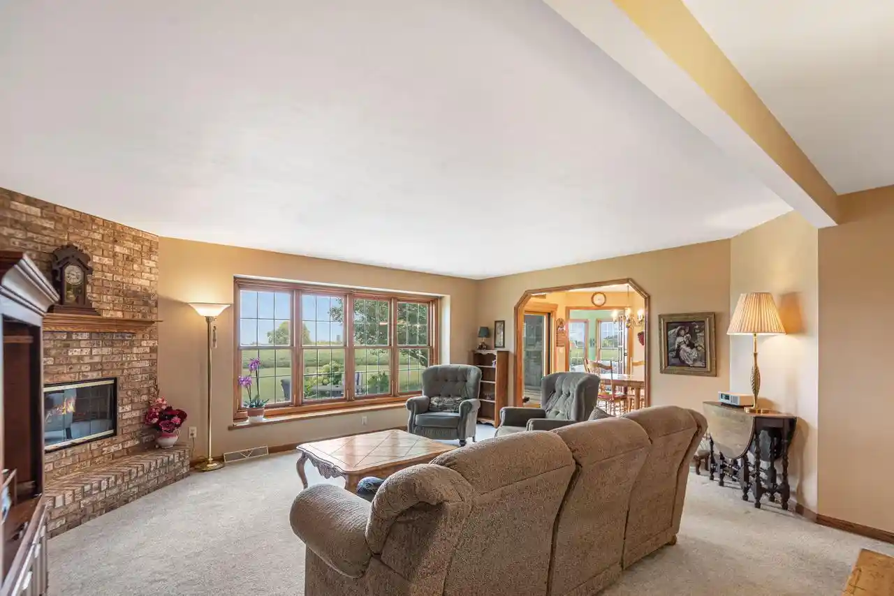 Photo 4 of Single family home for sale at N5024 Townline Road Road, Elkhorn, WI 53121 | MLS# 1975697 | Listing updated on 2026-08-13