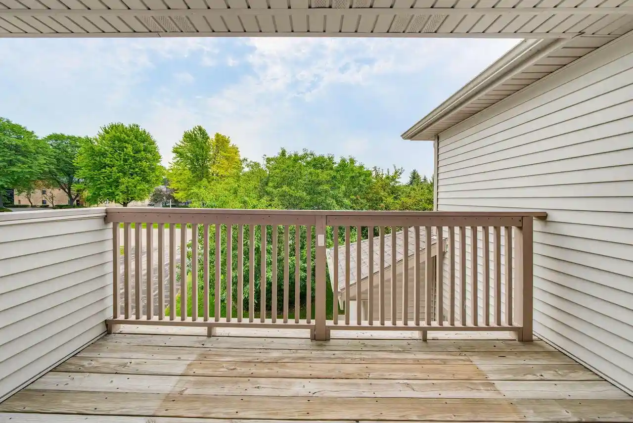 Photo 3 of Sale Pending at 2215 Circle Ridge Dr Dr #B, Delafield, WI 53018 | MLS# 1975699 | Listing updated on 2026-09-02