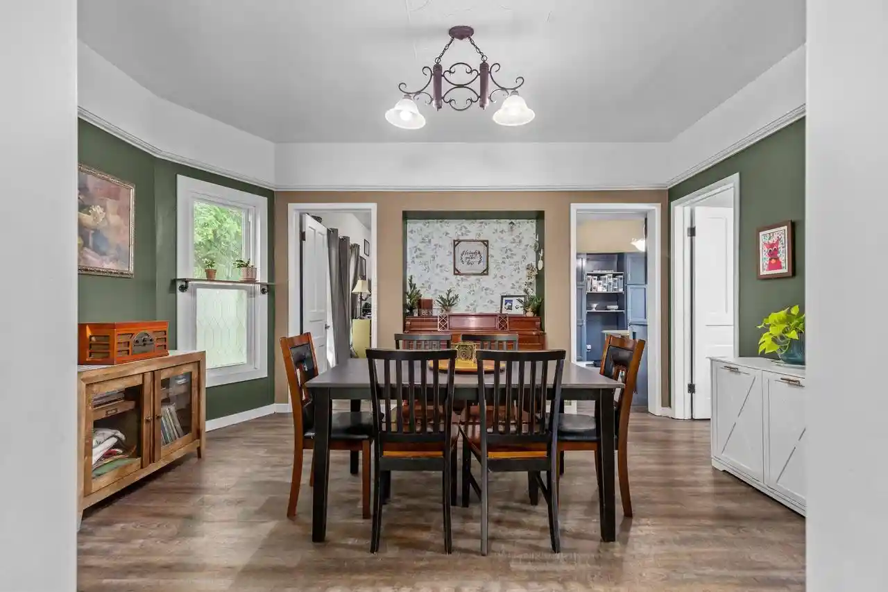 51st image of 833 Jefferson Street Street, Oshkosh, WI 54901 | MLS# 50330821