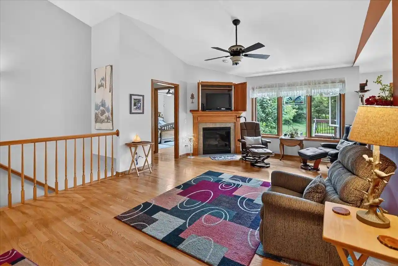 Photo 3 of Single family home for sale at 5707 Osborn Dr Dr, Mcfarland, WI 53558 | MLS# 2030240 | Listing updated on 2026-08-22