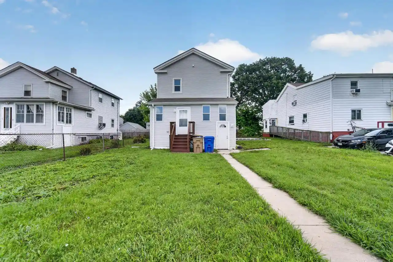 Photo 1 of Single family home for sale at 4905 26th Avenue Avenue, Kenosha, WI 53140 | MLS# 1975711 | Listing updated on 2026-09-05