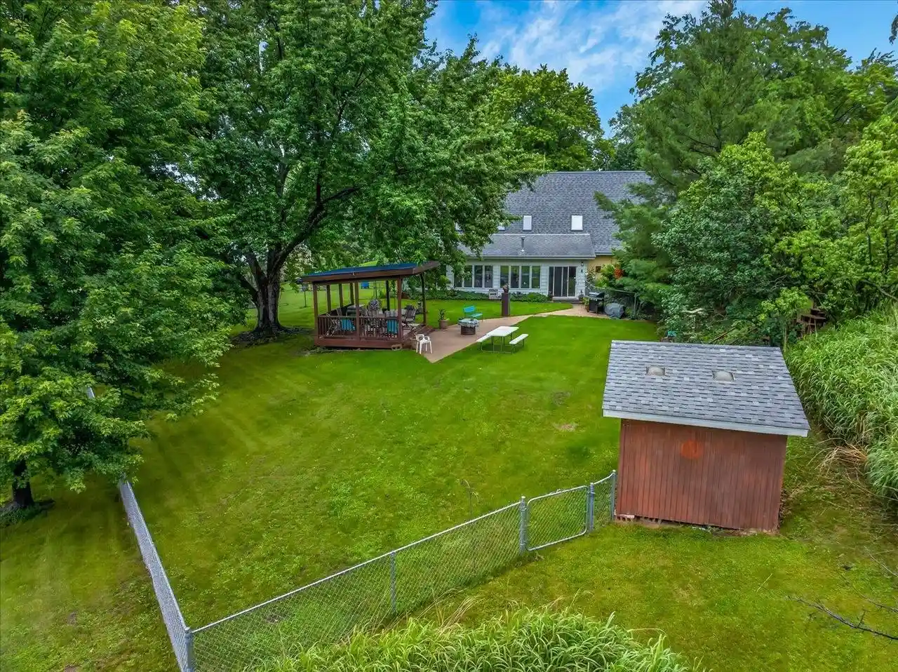 Photo 3 of Single family home for sale at 541 Union Rd, Brooklyn, WI 53521 | MLS# 2030248 | Listing updated on 2026-09-27