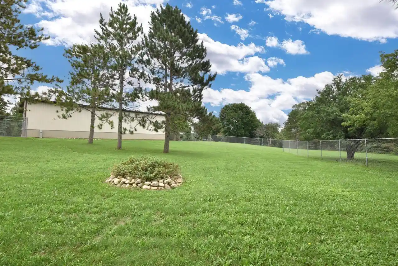 3rd image of W326S3530 Mesa Trail Trail, Dousman, WI 53118 | MLS# 1975726