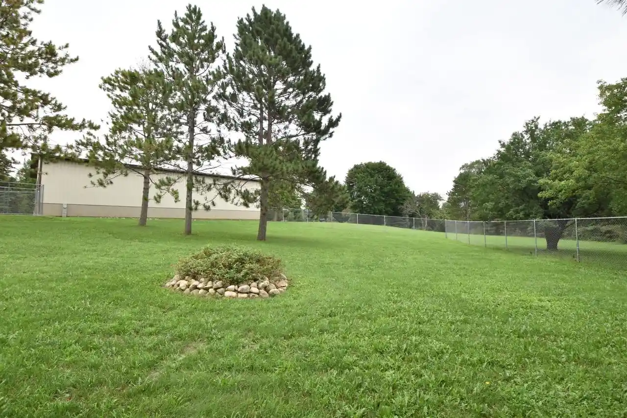 4th image of W326S3530 Mesa Trail Trail, Dousman, WI 53118 | MLS# 1975726
