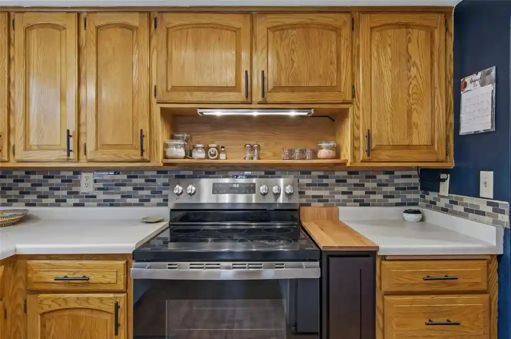 39th image of 230 W Grant Avenue Avenue, Eau Claire, WI 54701 | MLS# 1604055