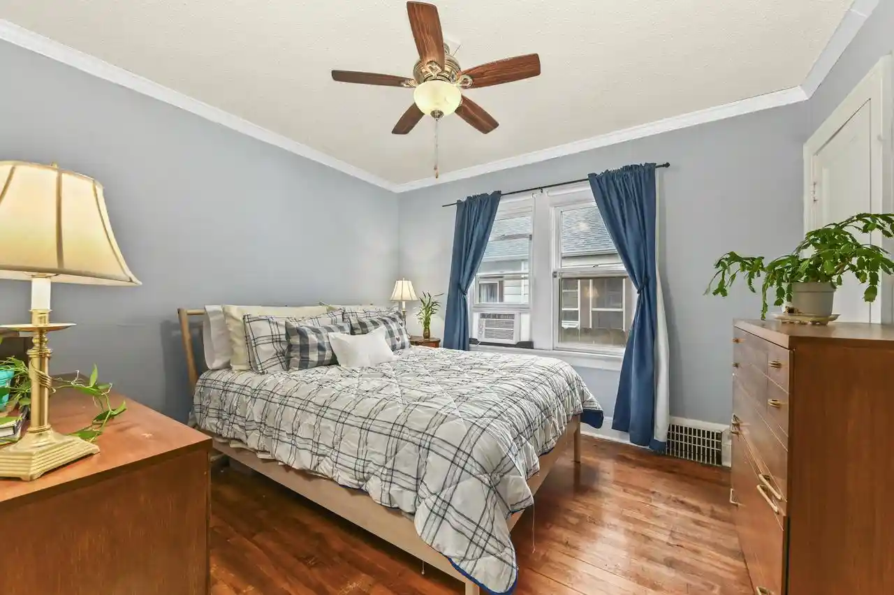 3rd image of 1424 S 57th St St, West Allis, WI 53214