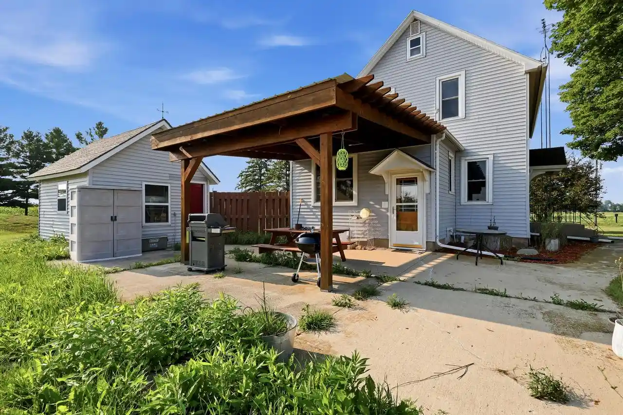 1st image of 9817 Old 151 Road Road, Manitowoc, WI 54220 | MLS# 1975745