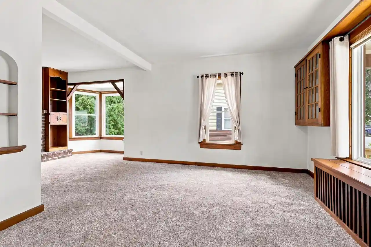 5th image of 851 N 10Th Street Street, Manitowoc, WI 54220 | MLS# 1975747