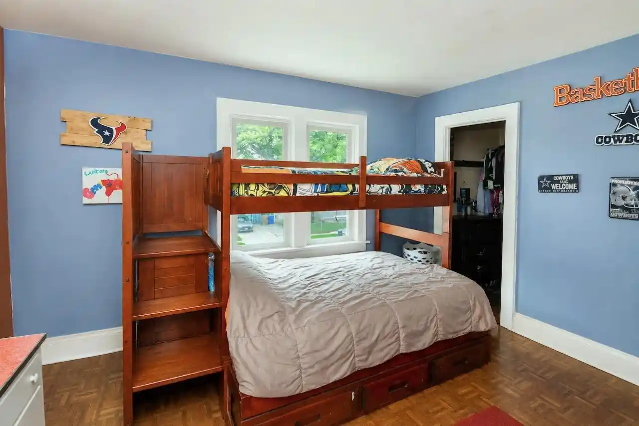 Photo 3 of Single family home for sale at 1500 71St Street Street, Kenosha, WI 53143 | MLS# 2030259 | Listing updated on 2026-09-08