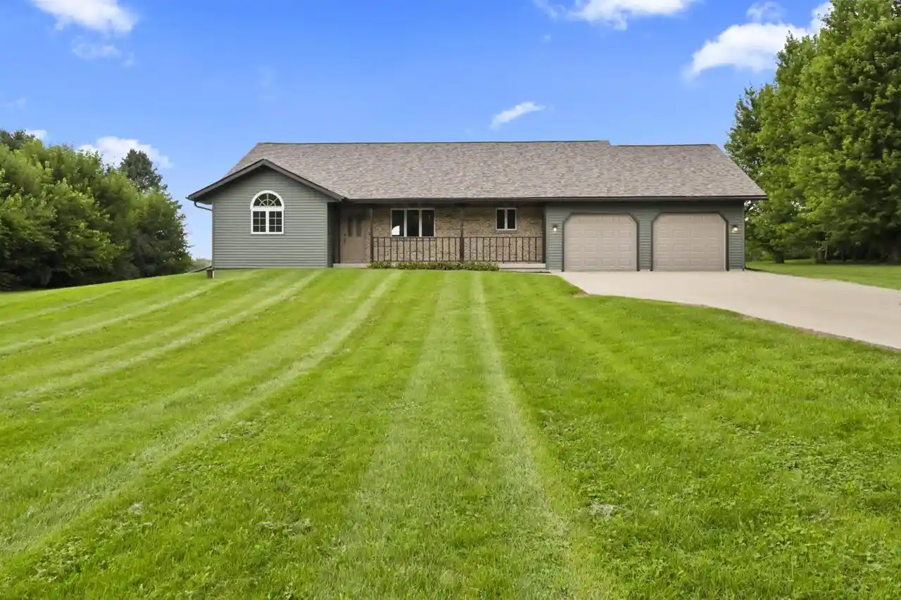 1st image of 6548 N Ron Road Road, Evansville, WI 53536 | MLS# 2030260