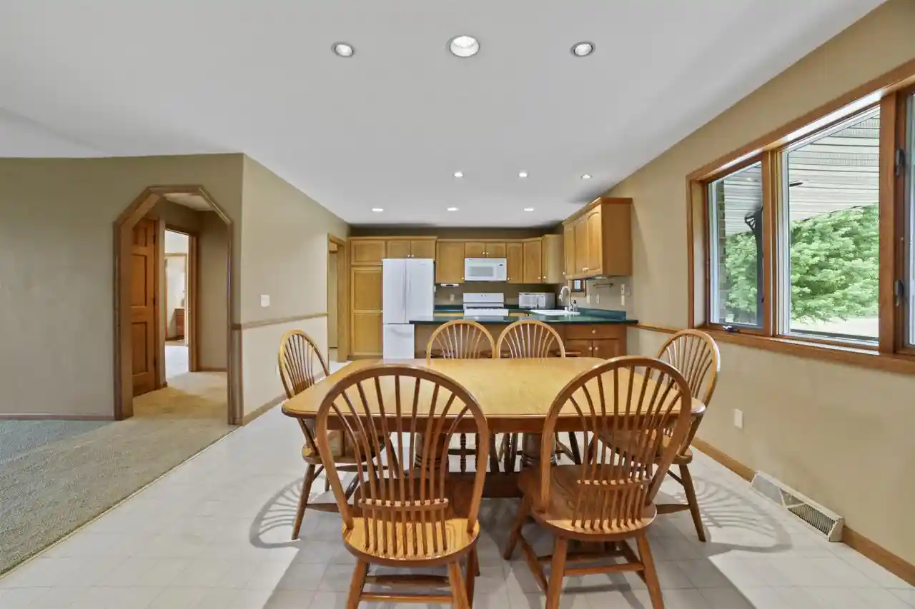 Photo 4 of Single family home for sale at 6548 N Ron Road Road, Evansville, WI 53536 | MLS# 2030260 | Listing updated on 2026-10-06