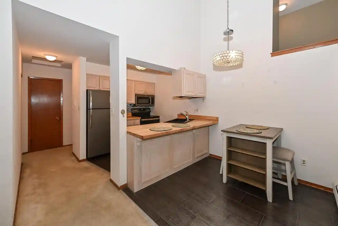 2nd image of 4015 S 84th Street Street #8, Milwaukee, WI 53228 | MLS# 1975752
