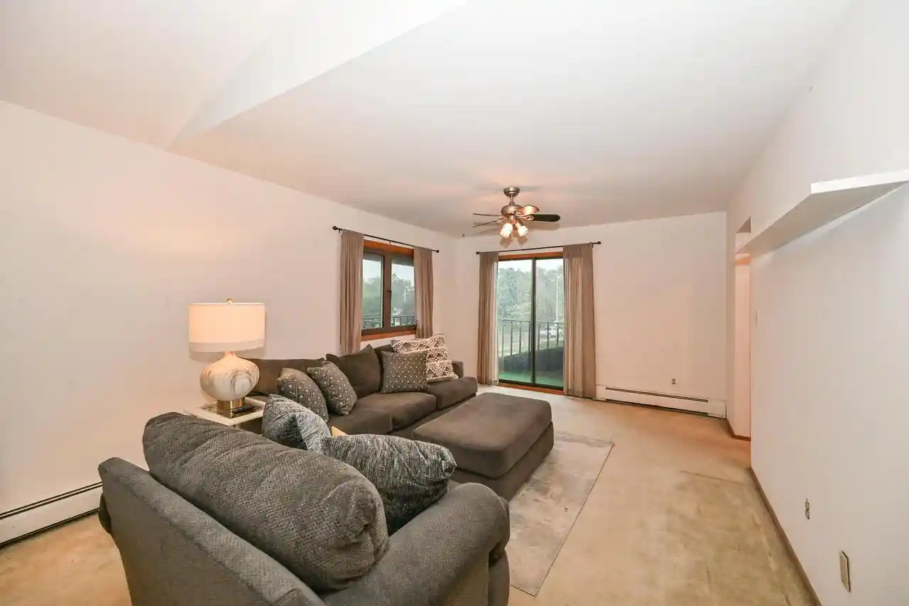 2nd image of 4015 S 84th St St, Milwaukee, WI 53228