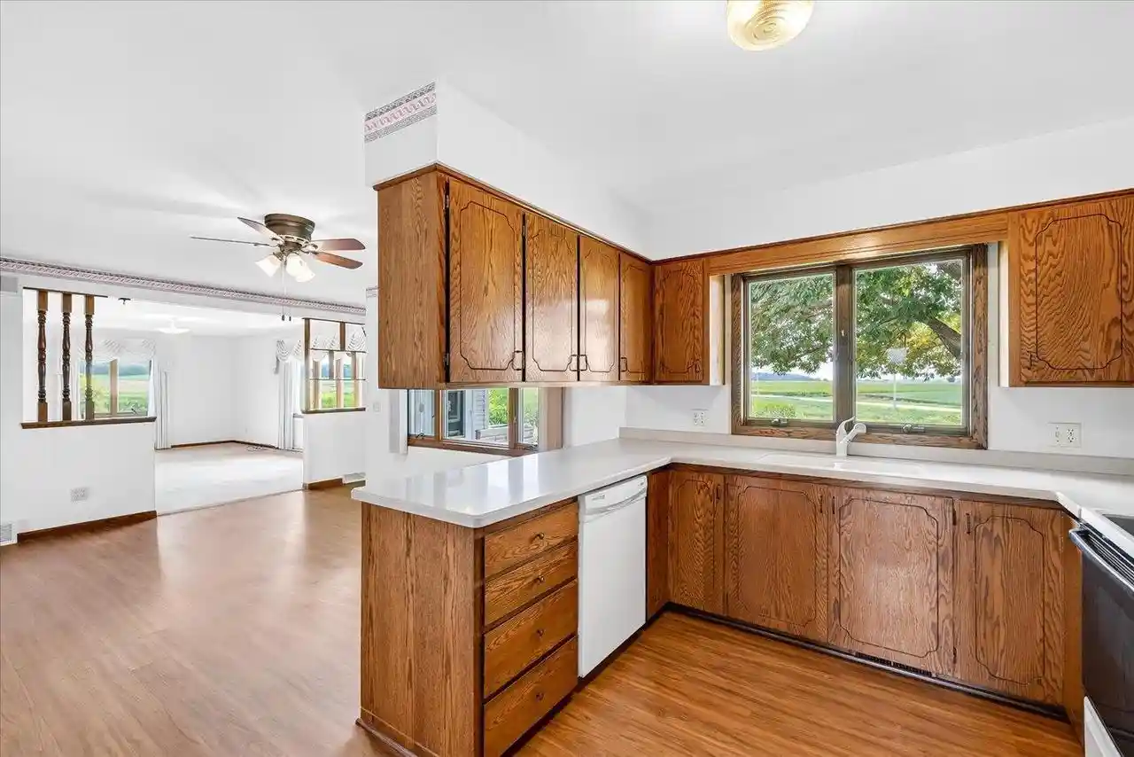 3rd image of 7124 Schneider Road Road, Middleton, WI 53562 | MLS# 2030264