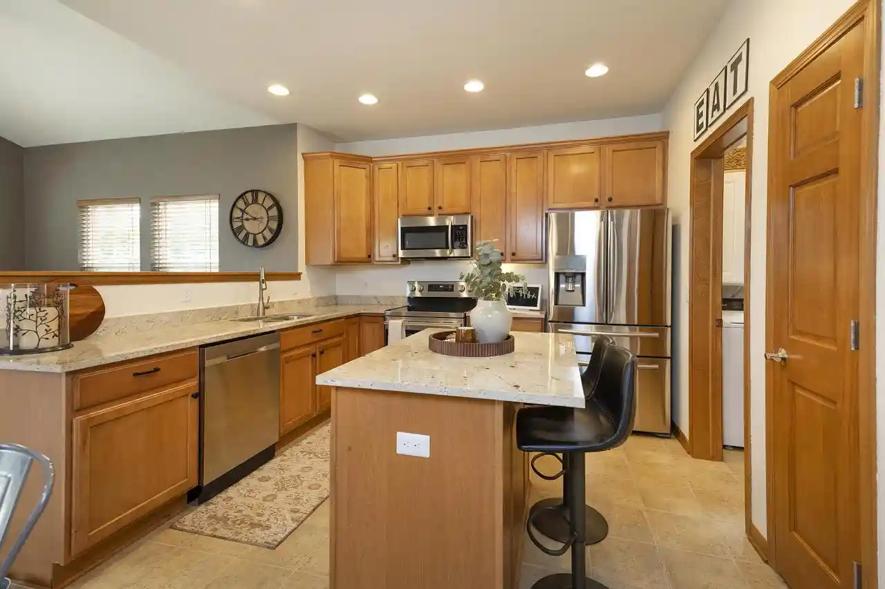 4th image of 700 Meadowview Lane Lane, Johnson Creek, WI 53038 | MLS# 2030263