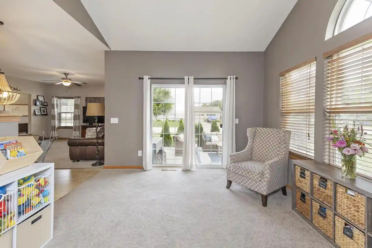 5th image of 700 Meadowview Lane Lane, Johnson Creek, WI 53038 | MLS# 2030263