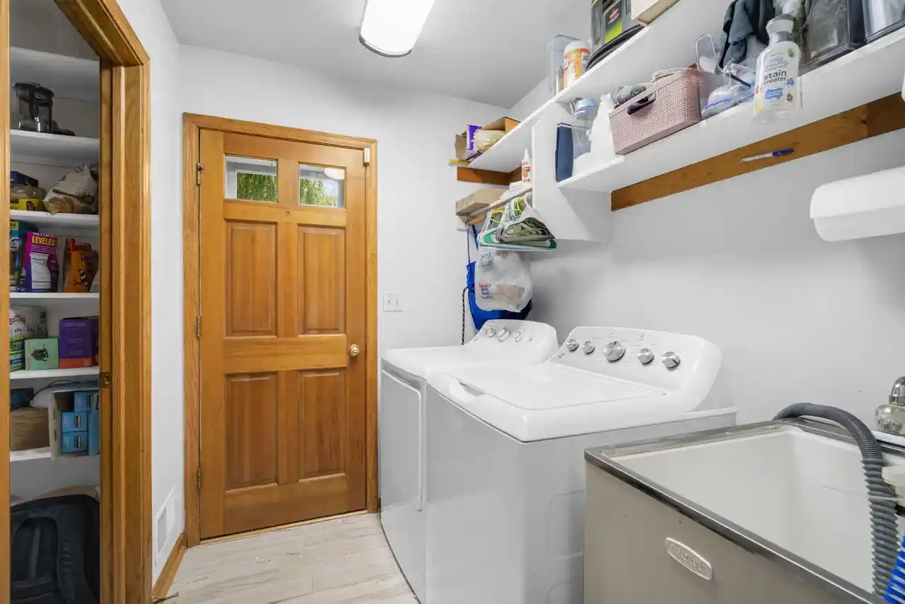 4th image of N116W15004 Brownstone Court Court #N116W15006, Germantown, WI 53022 | MLS# 1975753