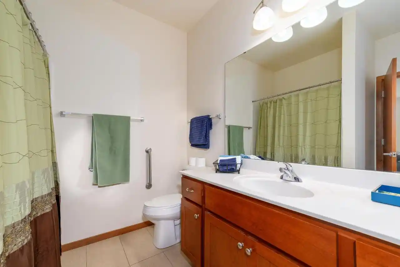 5th image of 5194 Sassafras Dr Dr, Fitchburg, WI 53711