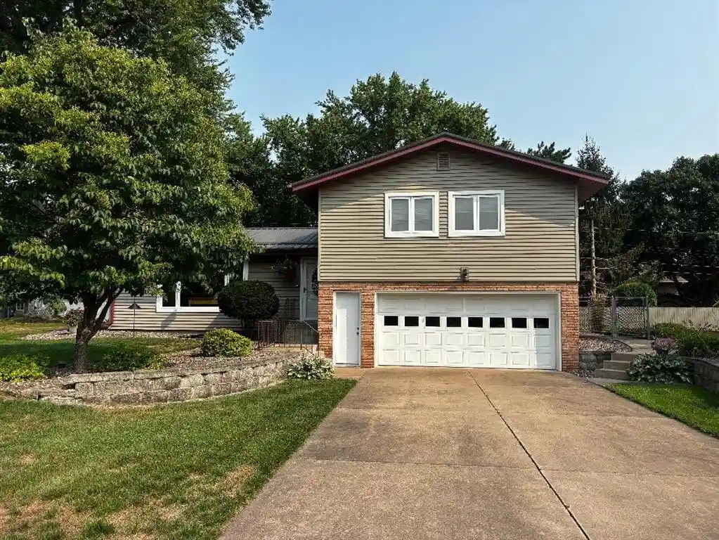 1st image of 12486 65th Avenue Avenue, Chippewa Falls, WI 54729 | MLS# 1604135