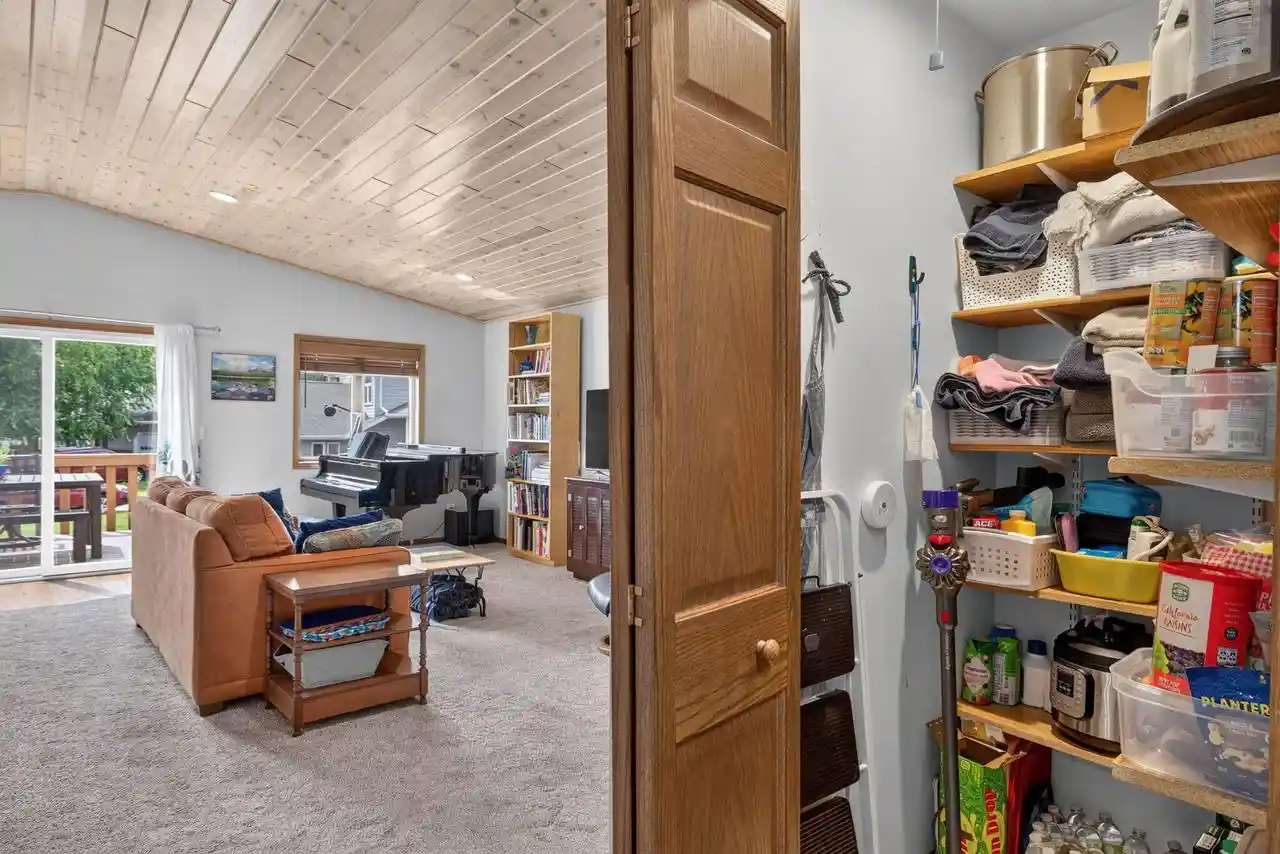 4th image of 1113 10Th Avenue N Avenue N, Onalaska, WI 54650 | MLS# 1975756