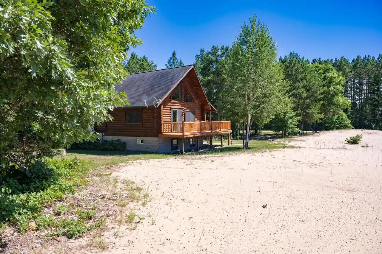 2nd image of W5998 S Lake Dr Dr, New Lisbon, WI 53950 | MLS# 2030273