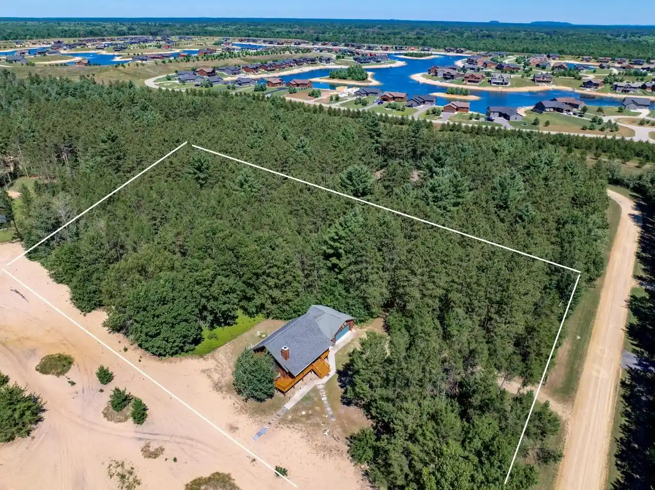 4th image of W5998 S Lake Dr Dr, New Lisbon, WI 53950 | MLS# 2030273