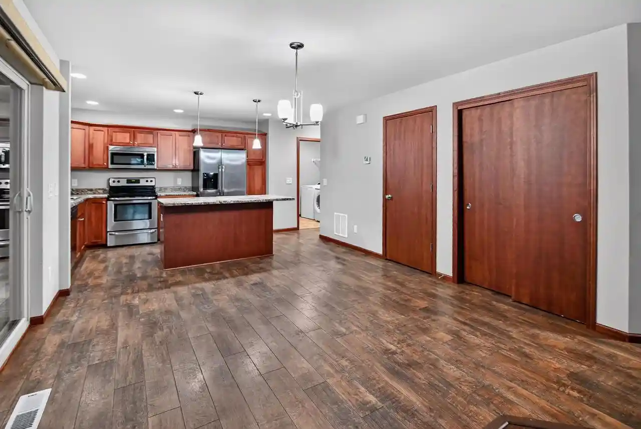 5th image of 705 Reflection Dr Dr, Verona, WI 53593 | MLS# 2030274