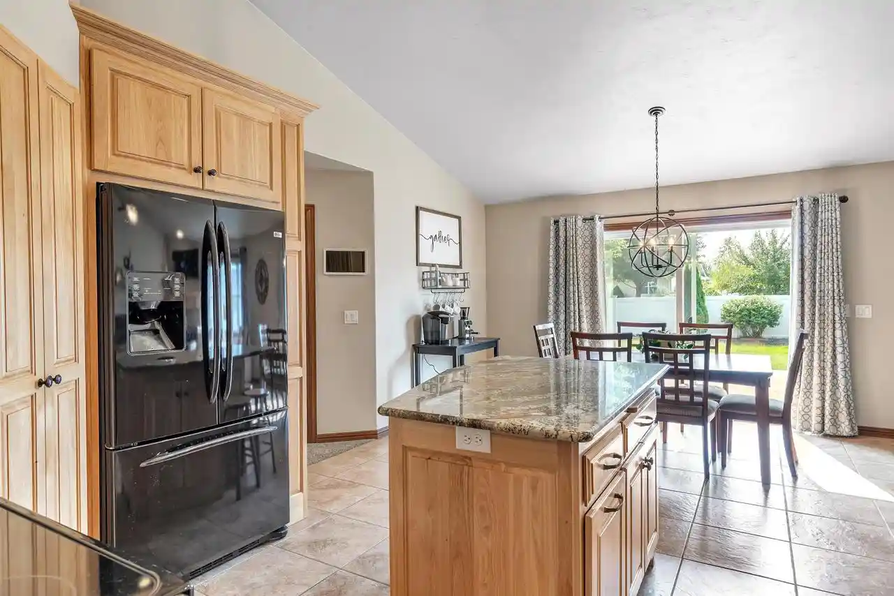 5th image of 3619 Crocus Dr Dr, De Pere, WI 54115 | MLS# 50330843