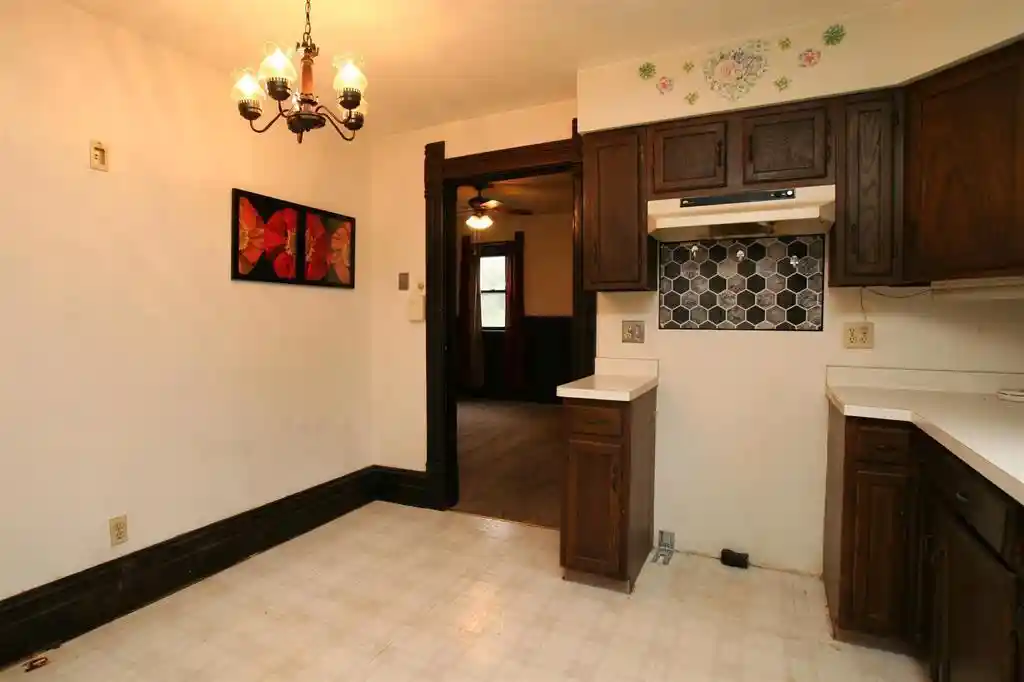 2nd image of 1130 Burr Oak Court Court, Janesville, WI 53545 | MLS# 2030275
