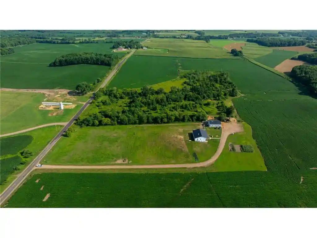 Photo 3 of Single family home for sale at 22861 County Hwy Dd, New Auburn, WI 54757 | MLS# 7125975 | Listing updated on 2026-08-19