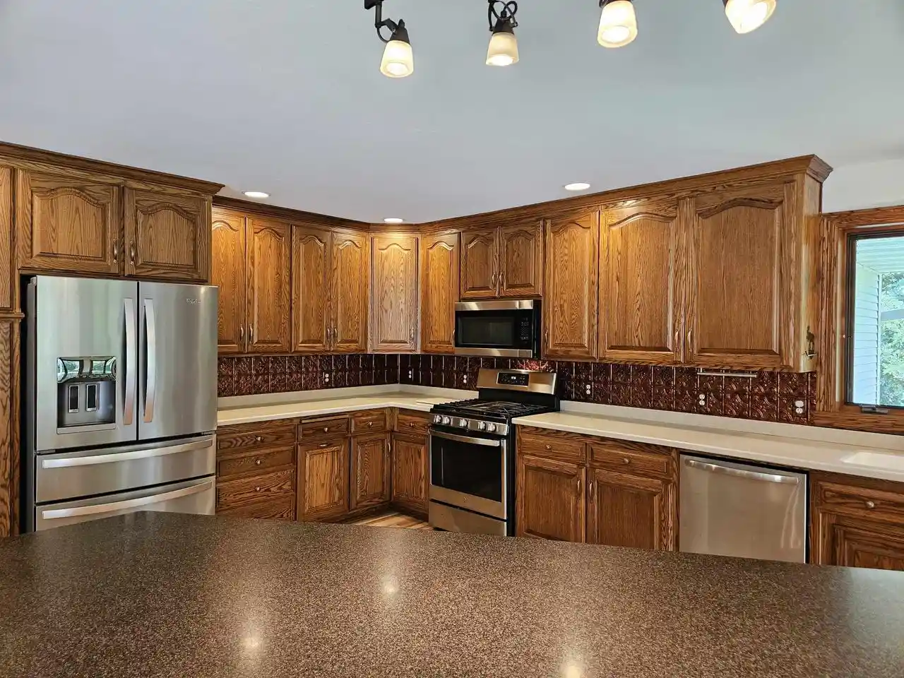 Photo 4 of Single family home for sale at 3830 Nicolet Dr Dr, Green Bay, WI 54311 | MLS# 50330814 | Listing updated on 2026-10-07