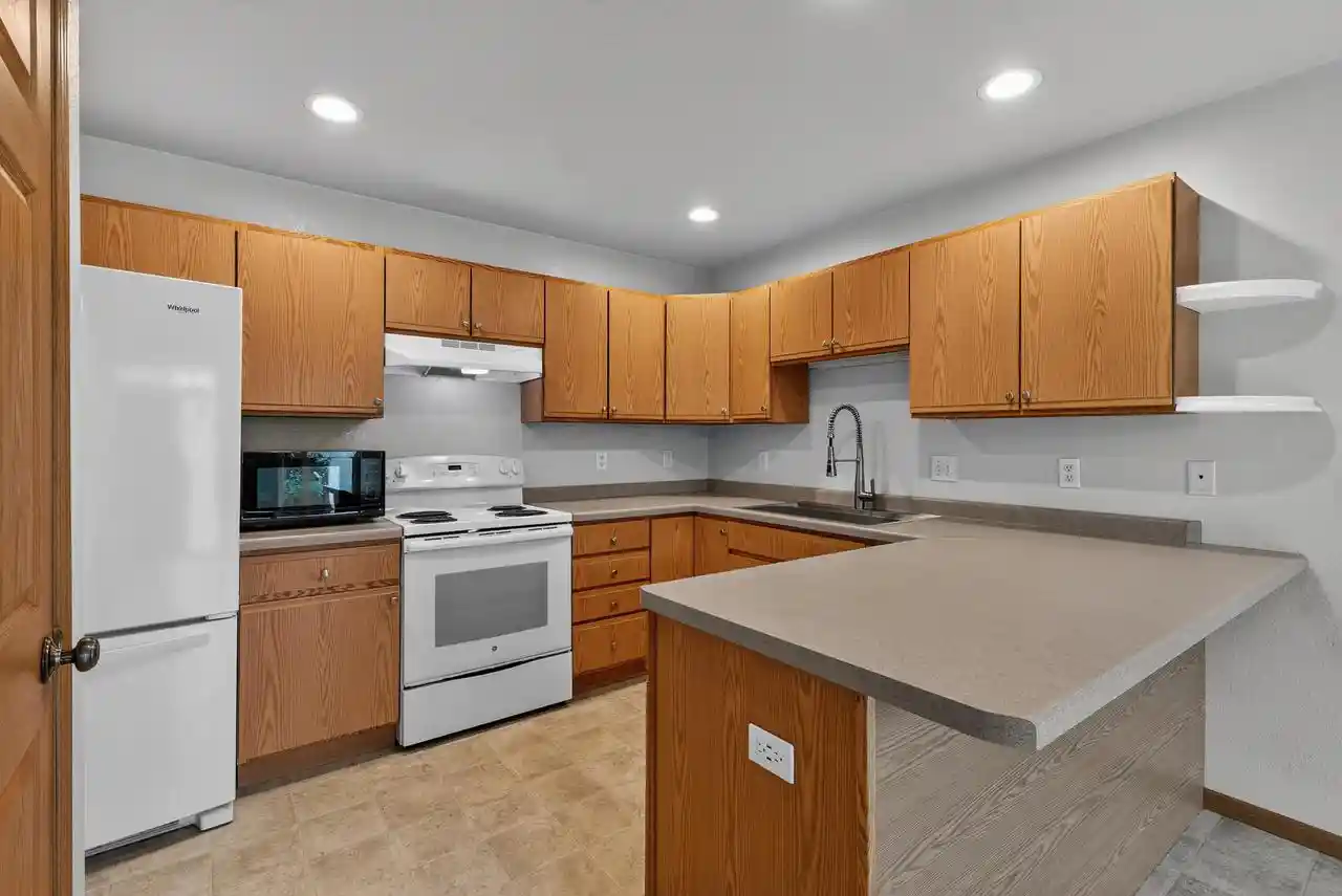 Photo 3 of Condo for sale at 406 Greenbriar Avenue Avenue, Fond Du Lac, WI 54935 | MLS# 50330845 | Listing updated on 2026-09-10