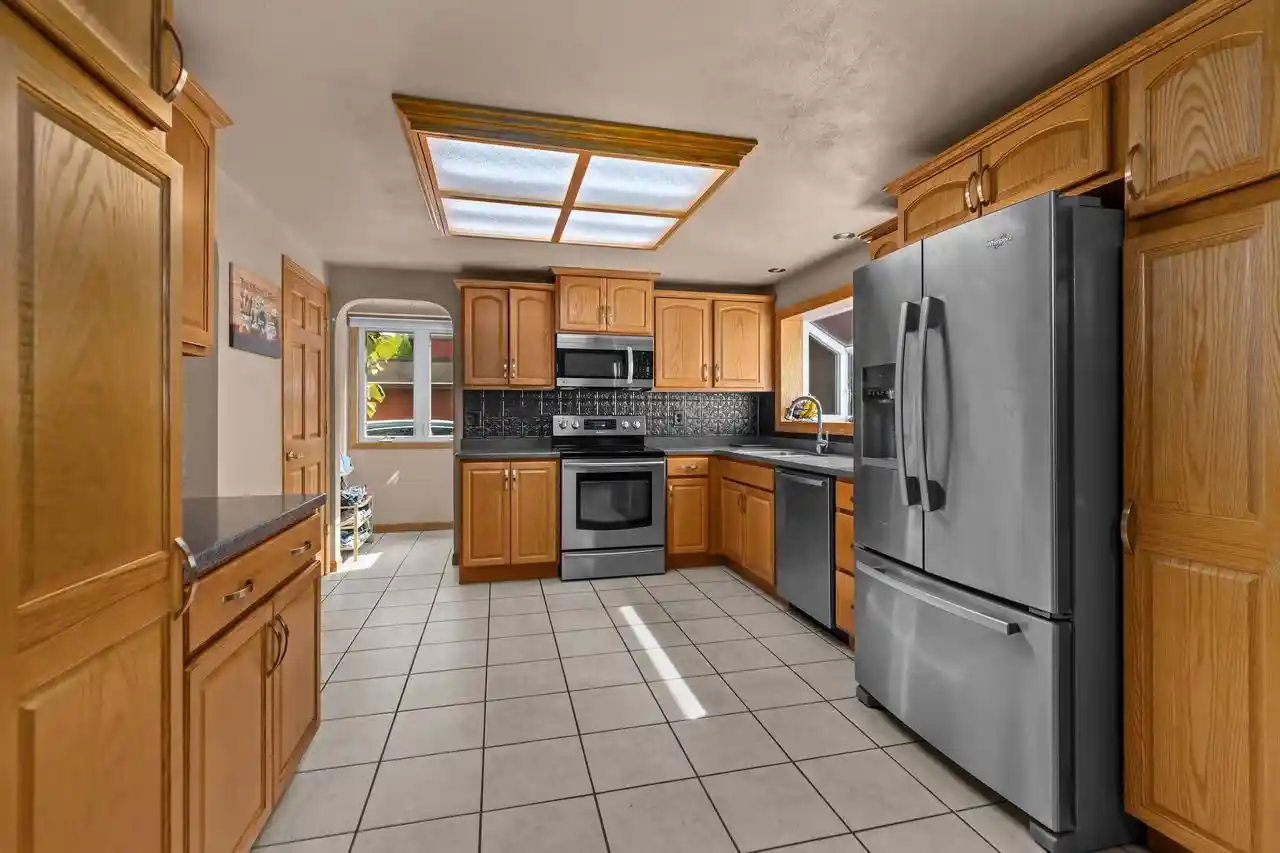 4th image of 2345 Brantwood Dr Dr, Neenah, WI 54956 | MLS# 50330853