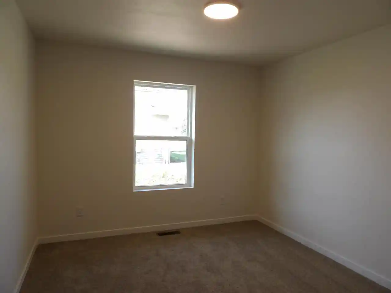 Photo 3 of Single family home for sale at 2509 Lawrence Dr Dr, De Pere, WI 54115 | MLS# 50330854 | Listing updated on 2026-10-04