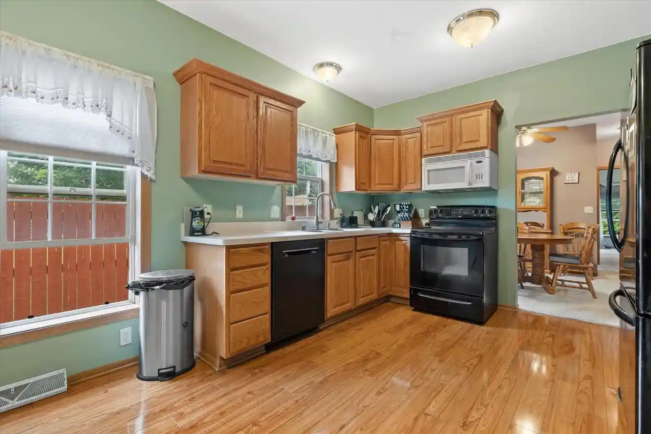 5th image of 3210 E Donald Avenue Avenue, Cudahy, WI 53110 | MLS# 1975783