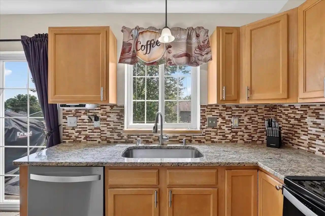 3rd image of 1201 Winston Dr Dr, Edgerton, WI 53534 | MLS# 2030282