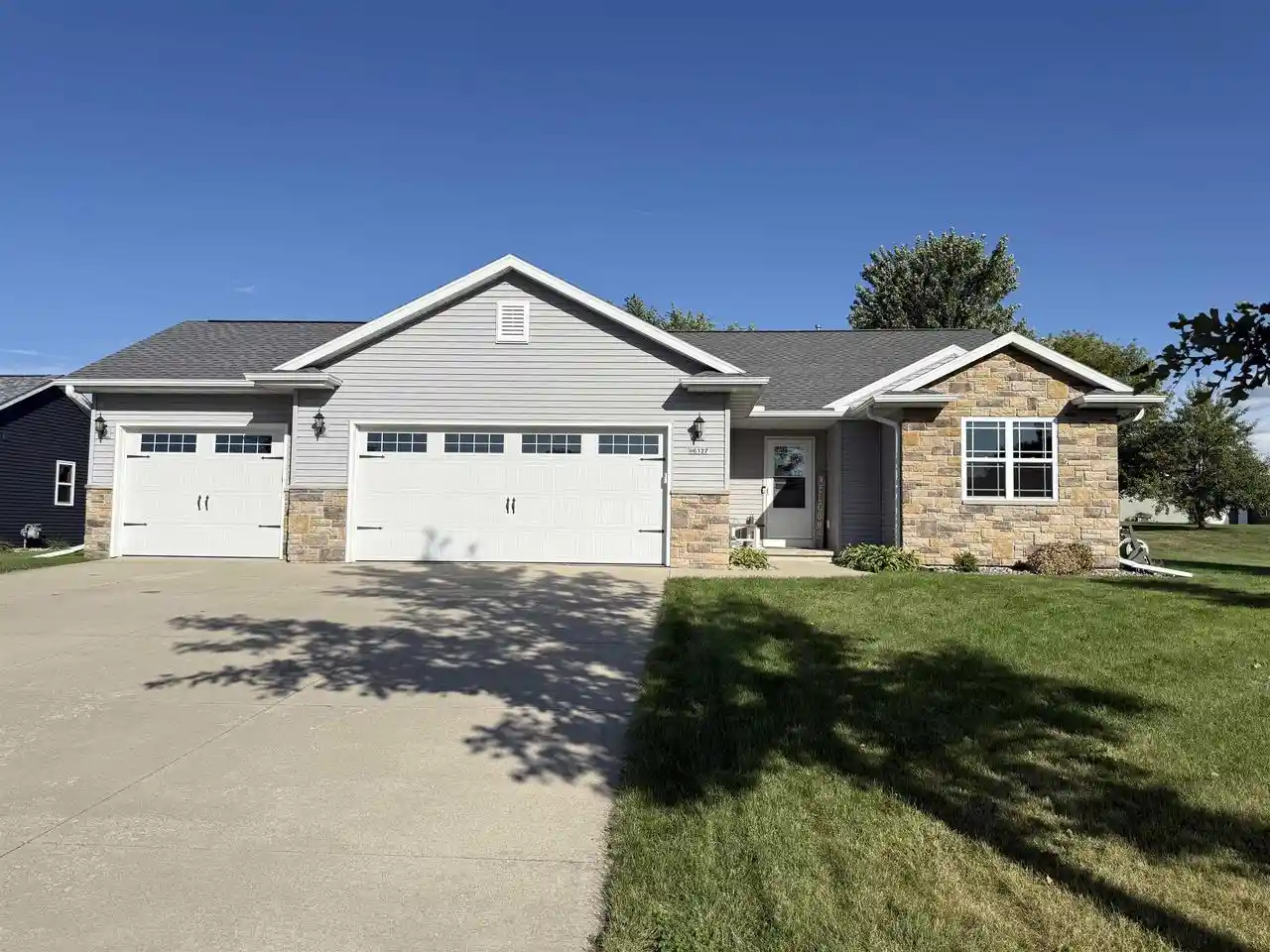 Photo 1 of Single family home for sale at W6127 Sherwood Point Dr Dr, Greenville, WI 54942 | MLS# 50330852 | Listing updated on 2026-09-18