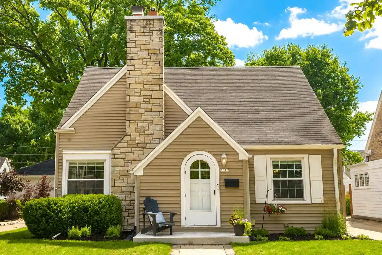 Photo 1 of Sale Pending at 5516 N Kent Avenue Avenue, Milwaukee, WI 53217 | MLS# 1975786 | Listing updated on 2026-08-24