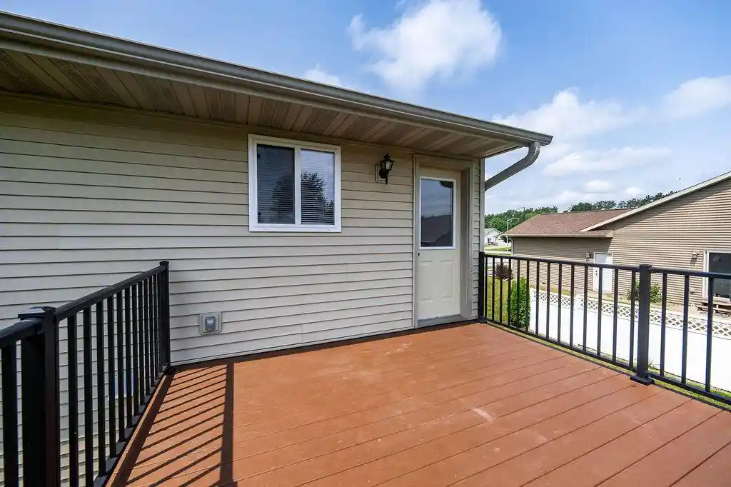 image of 641 Angel Ct Ct, Holmen, WI 54636