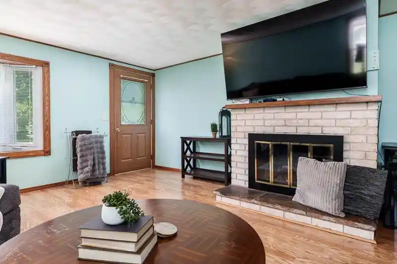 4th image of 411 S Madison Street Street, Evansville, WI 53536 | MLS# 2030283