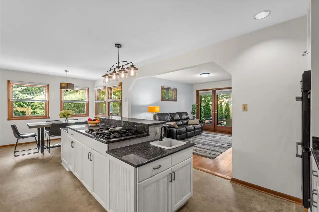 Photo 2 of Sale Pending at 4947 W Jackson Park Dr Dr, Milwaukee, WI 53219 | MLS# 1975798 | Listing updated on 2026-08-24