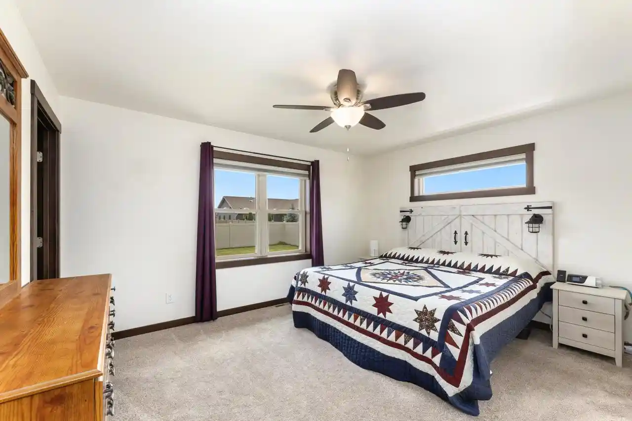 image of 1912 Mcgilvray Way Way, Holmen, WI 54636 | MLS# 1975816