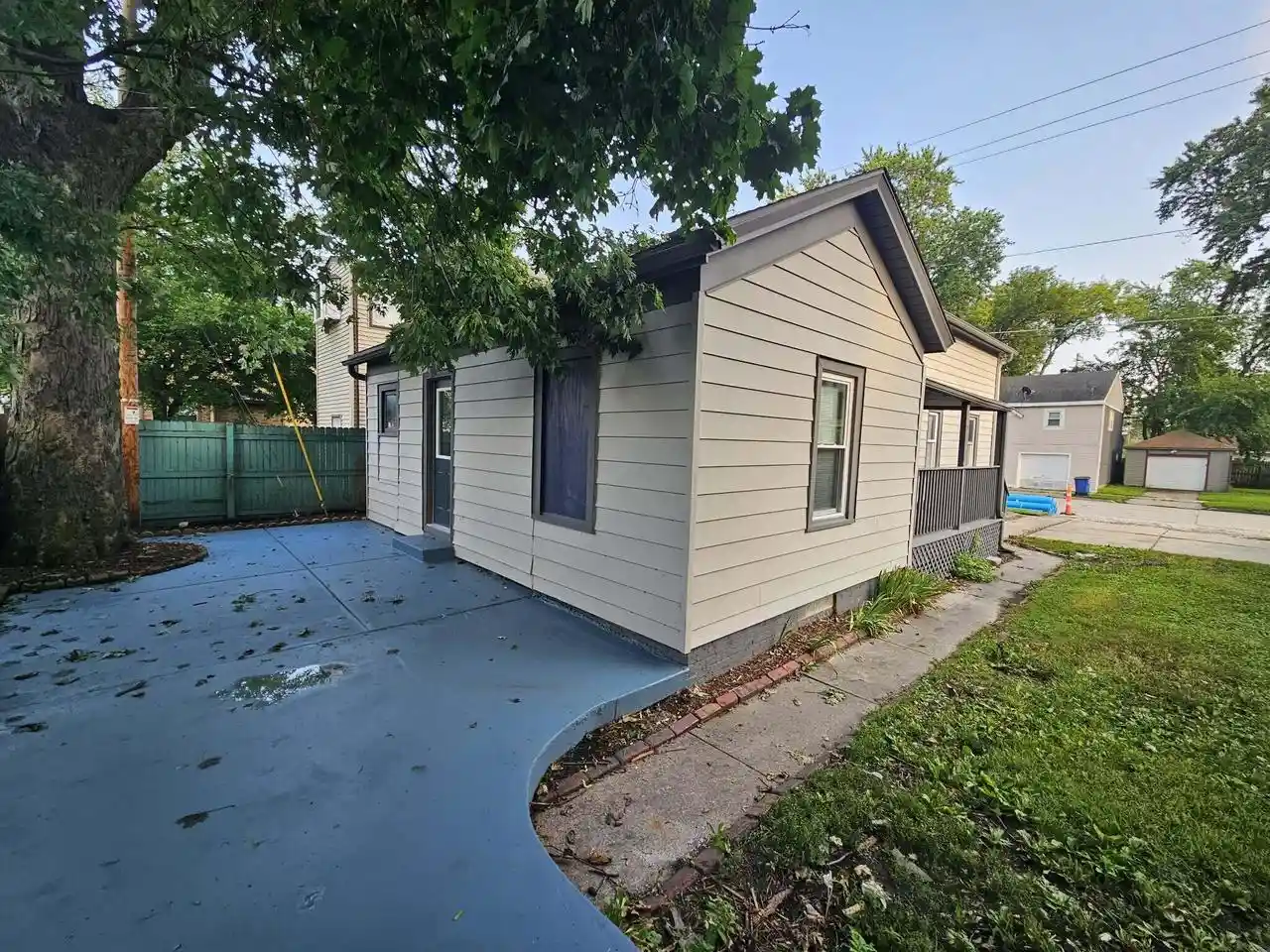 Photo 3 of Single family home for sale at 714 Kewaunee Street Street, Racine, WI 53402 | MLS# 1975817 | Listing updated on 2026-09-22