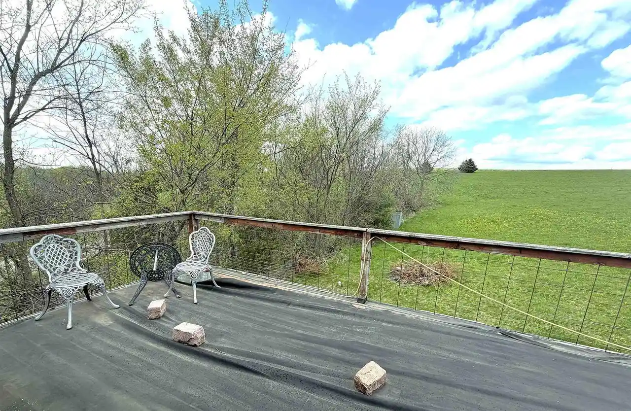 3rd image of S6998 Missel Road Road, De Soto, WI 54624 | MLS# 2030297