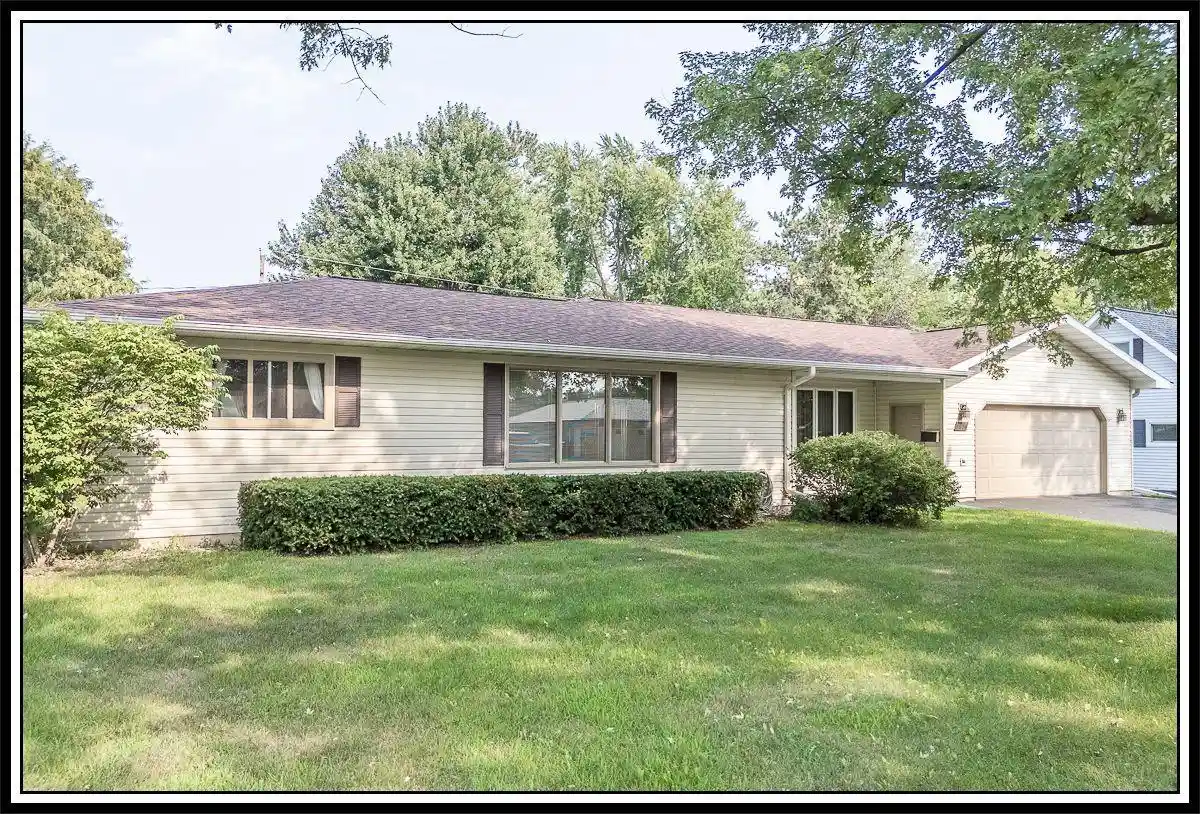 1st image of 1808 Nassau Street Street, New London, WI 54961 | MLS# 50330881