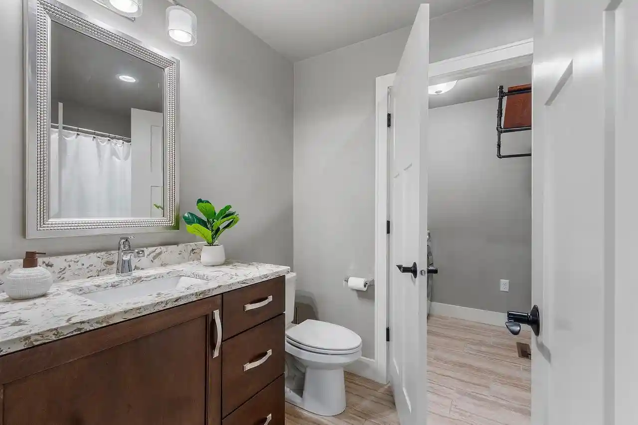 4th image of 2617 Bay Harbor Cir Cir, Green Bay, WI 54304