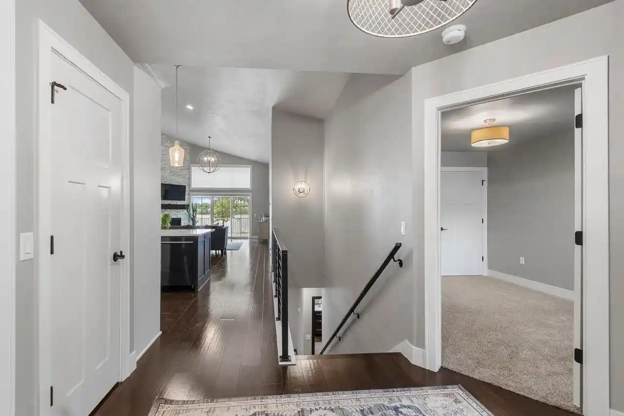 2nd image of 2617 Bay Harbor Cir Cir, Green Bay, WI 54304
